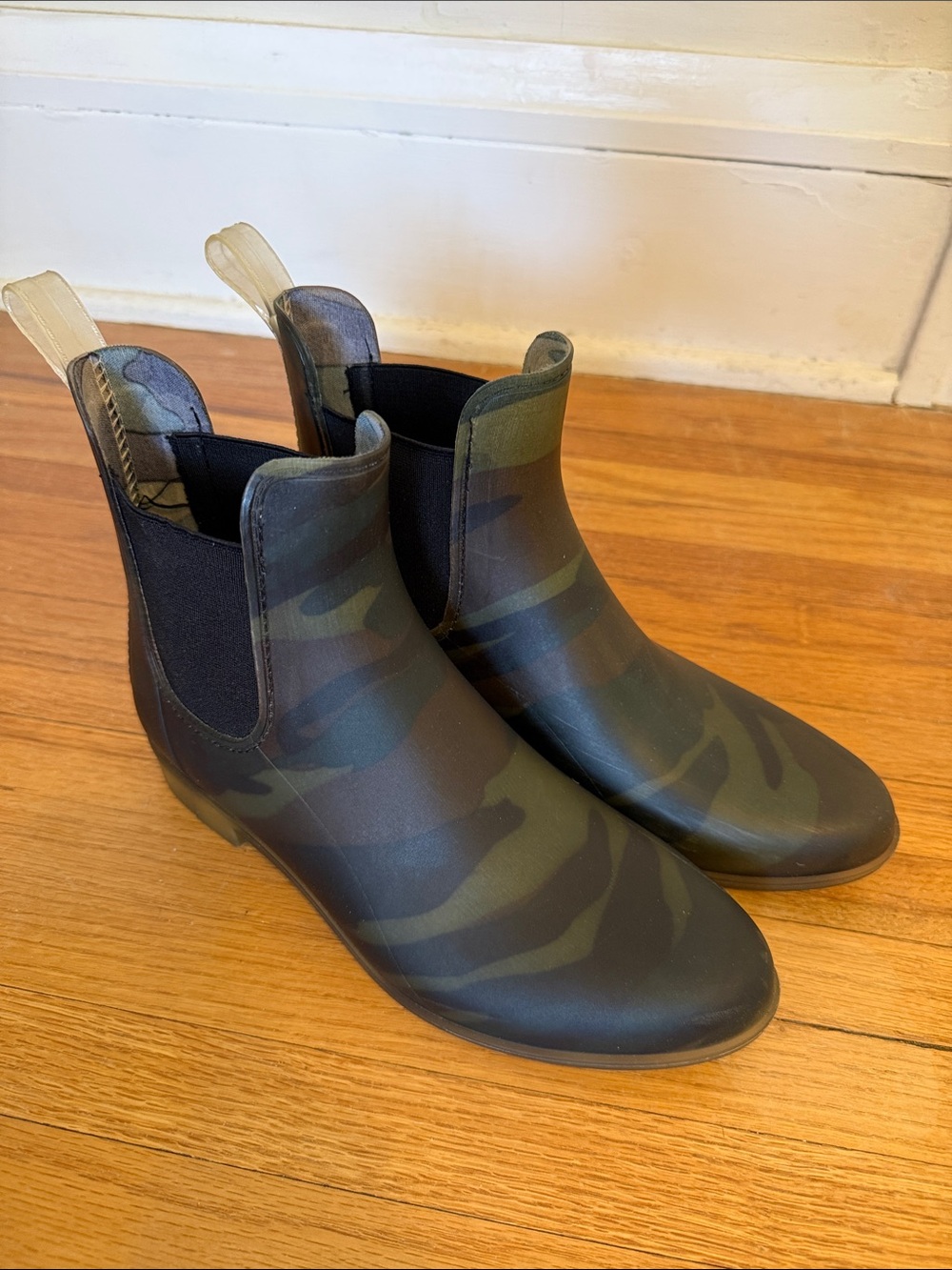 J. Crew Women's Camo Chelsea Rain Boots - Olive/Brown/Black